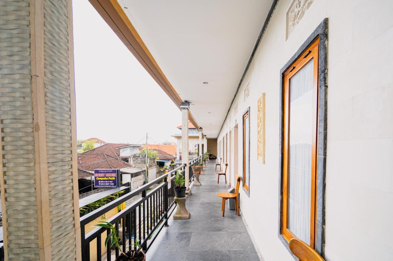 Guesthouse Cempaka Putih سمينياك المظهر الخارجي الصورة